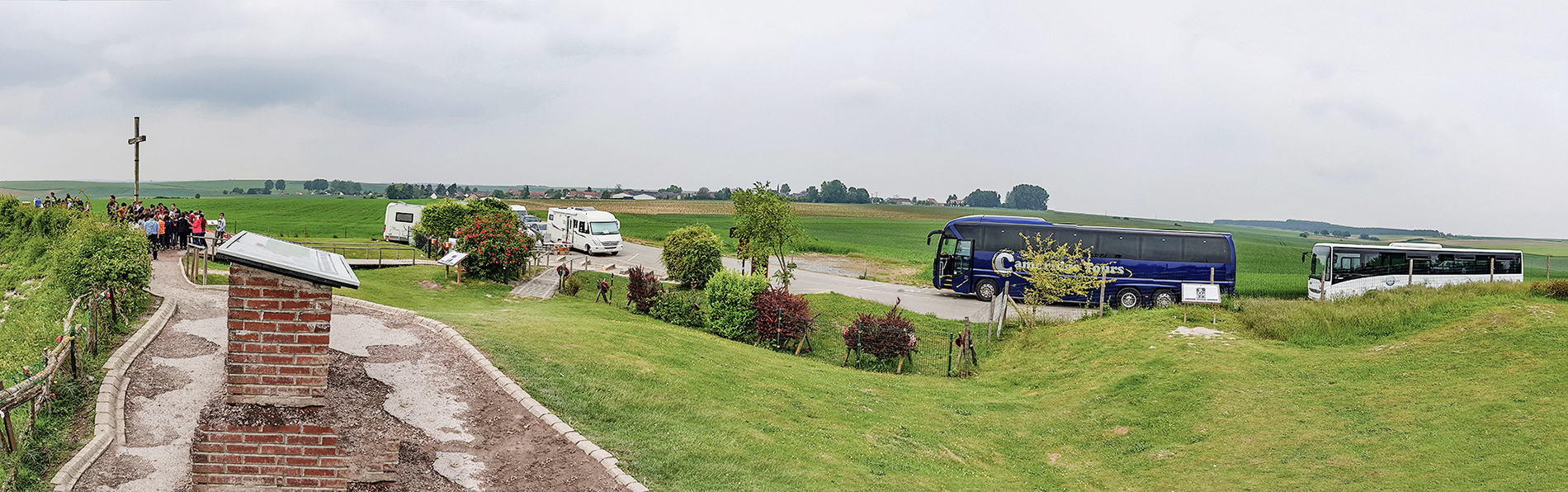Bus-Park-Lochnagar-Crater